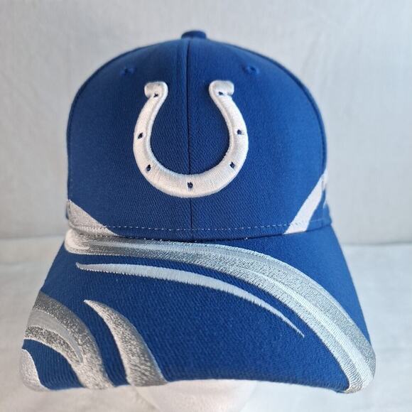 Vintage Reebok Indianapolis Colts NFL Equipment Embroidered Fitted Hat Cap OSFA - Picture 2 of 8